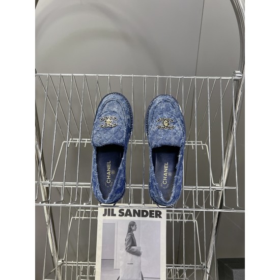 Chanel loafers Shoes
Women 35-41
