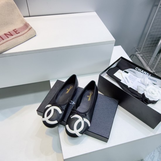 Chanel loafers Shoes
Women 35-41
