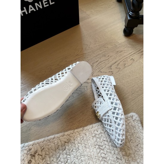 Chanel loafers Shoes
Women 35-41
