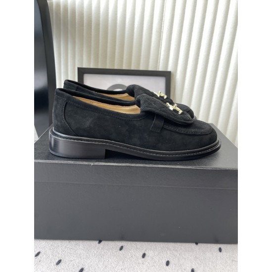 Chanel loafers Shoes
Women 35-41
