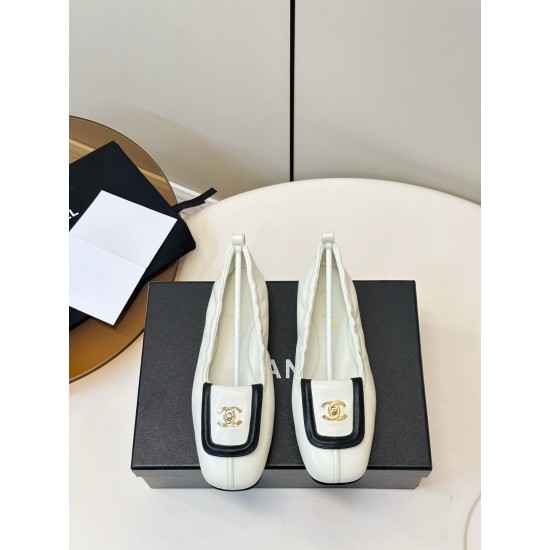 Chanel loafers Shoes
Women 35-41
