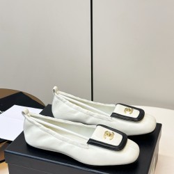 Chanel loafers Shoes
Women 35-41
