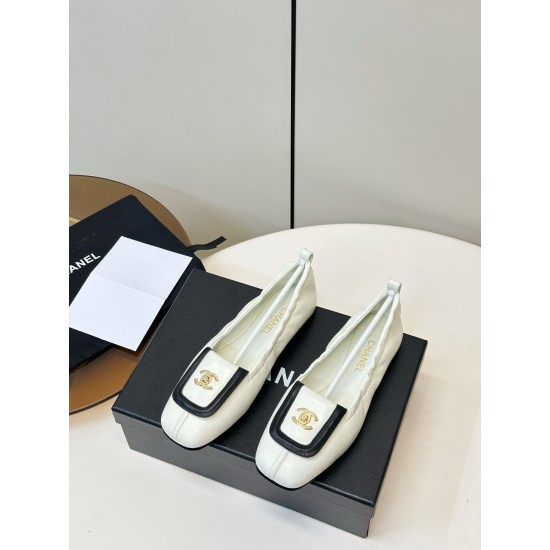 Chanel loafers Shoes
Women 35-41
