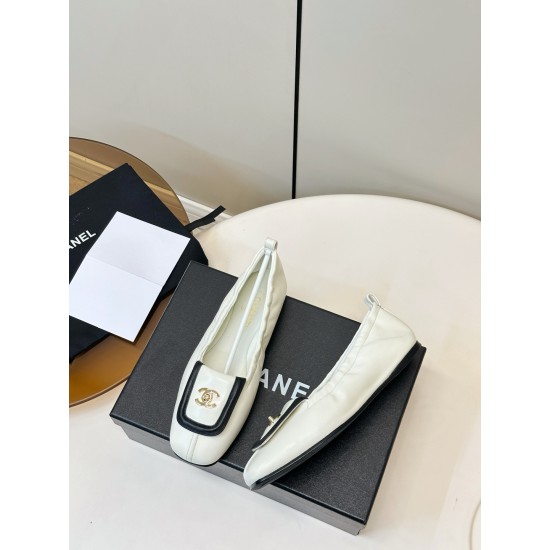 Chanel loafers Shoes
Women 35-41
