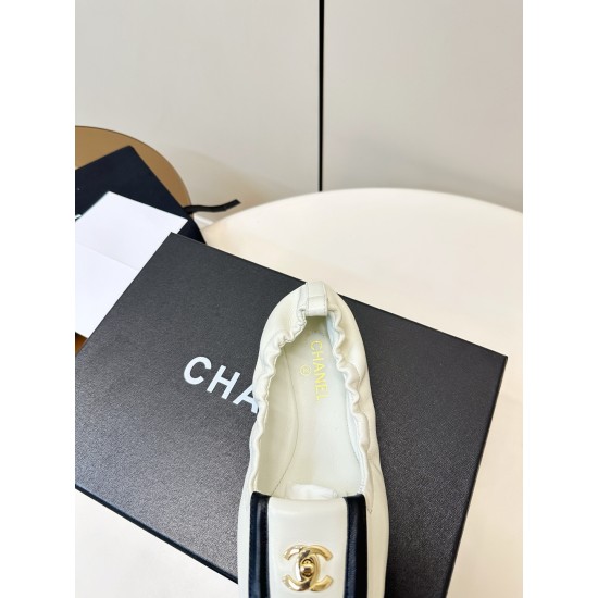 Chanel loafers Shoes
Women 35-41

