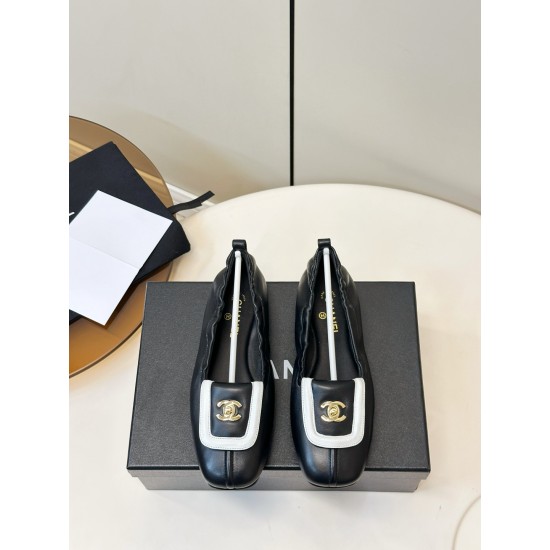 Chanel loafers Shoes
Women 35-41

