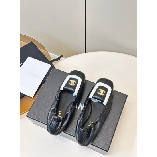Chanel loafers Shoes
Women 35-41
