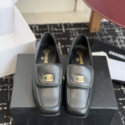 Chanel loafers Shoes
Women 35-41

