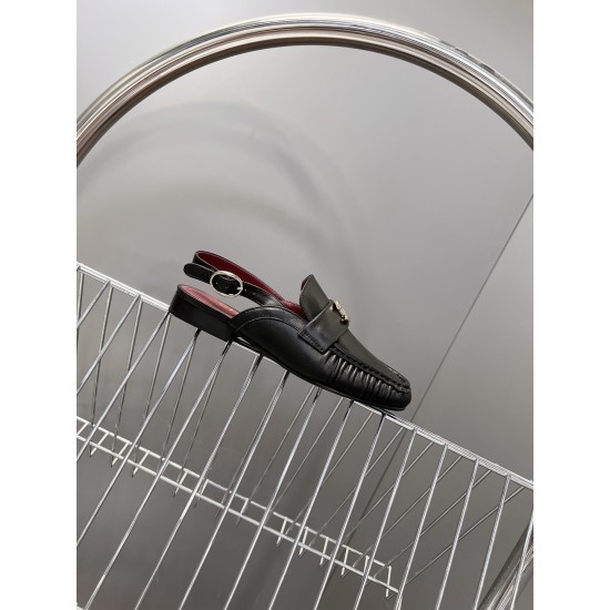 Chanel loafers Shoes
Women 35-41
