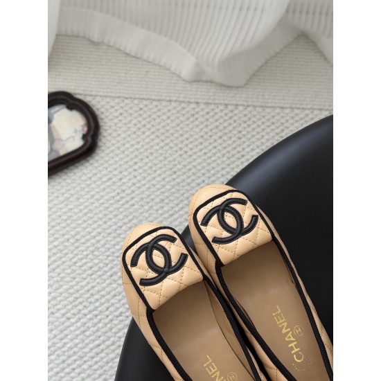 Chanel loafers Shoes
Women 35-41
