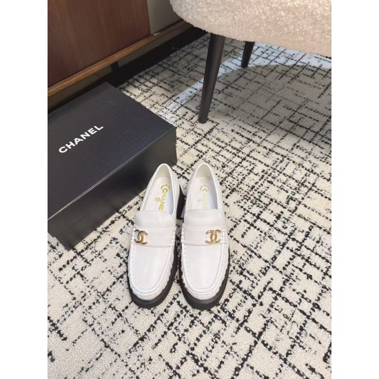 Chanel loafers Shoes
Women 35-41
