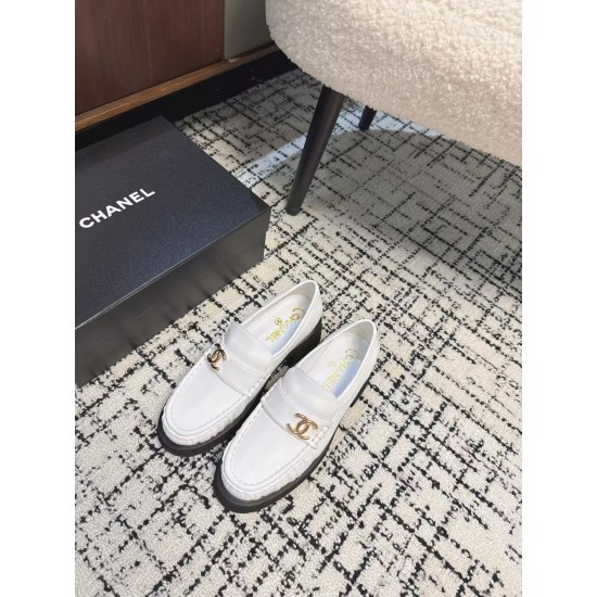 Chanel loafers Shoes
Women 35-41
