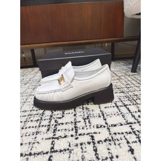 Chanel loafers Shoes
Women 35-41
