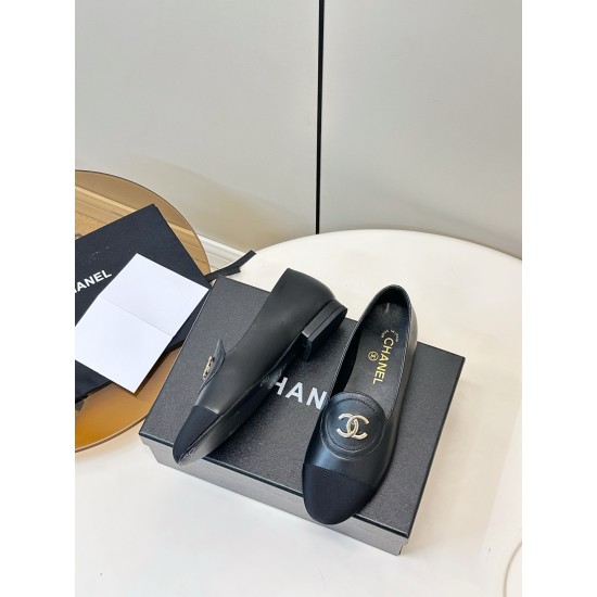 Chanel loafers Shoes
Women 35-41
