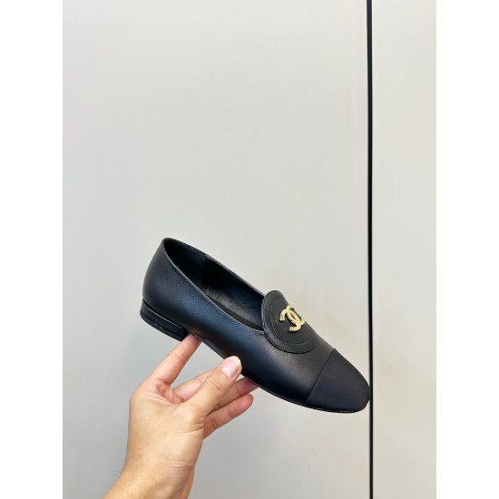 Chanel loafers Shoes
Women 35-41
