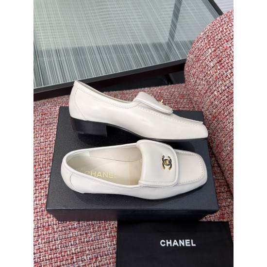 Chanel loafers Shoes
Women 35-41
