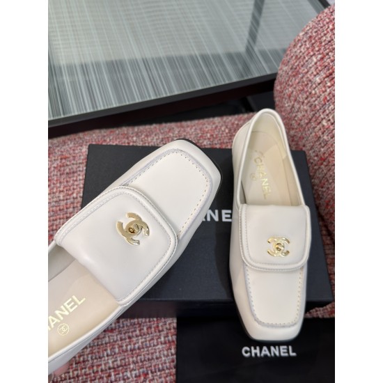Chanel loafers Shoes
Women 35-41
