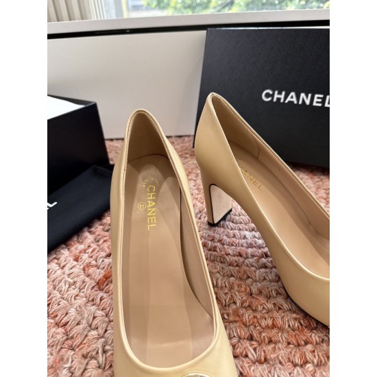 Chanel Shoes Heels Shoes
Women 35-41
