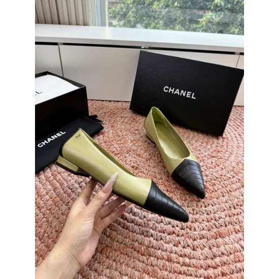 Chanel Shoes Heels Shoes
Women 35-41
