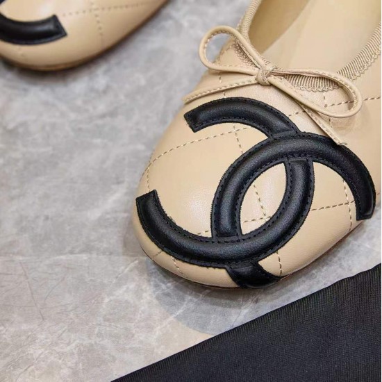Chanel Shoes Heels Shoes
Women 35-41
