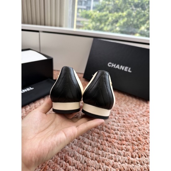 Chanel Shoes Heels Shoes
Women 35-41

