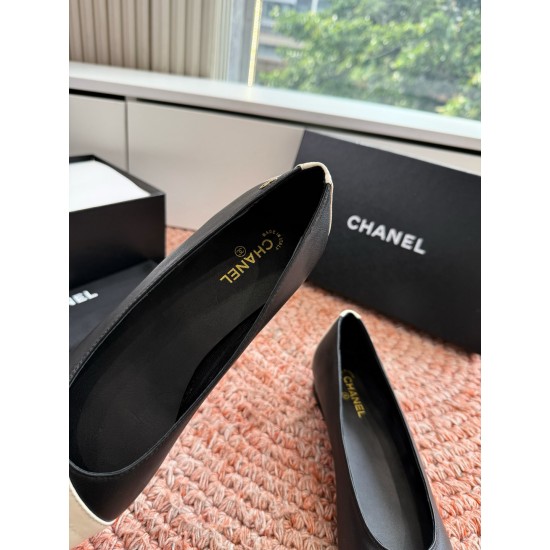 Chanel Shoes Heels Shoes
Women 35-41
