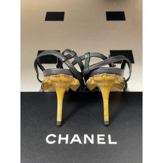 Chanel Shoes Heels Shoes
Women 35-41
