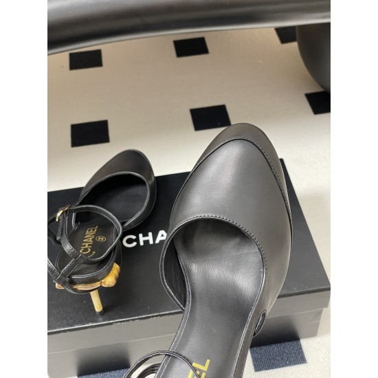 Chanel Shoes Heels Shoes
Women 35-41
