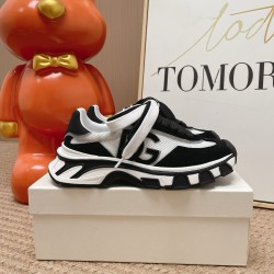 DG Casual Shoes Best Quality
Women 35-41

