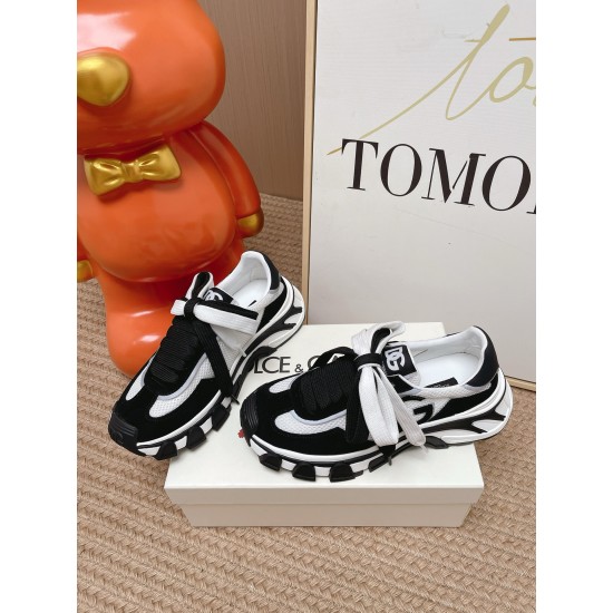 DG Casual Shoes Best Quality
Women 35-41
