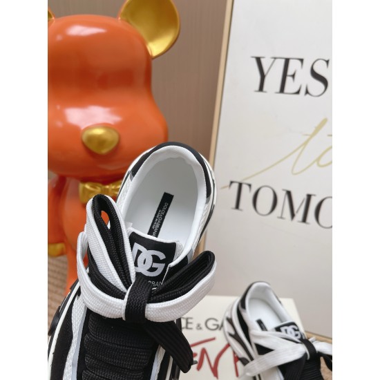 DG Casual Shoes Best Quality
Women 35-41
