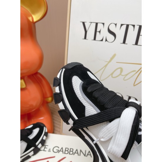 DG Casual Shoes Best Quality
Women 35-41

