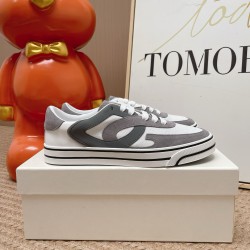 DG Casual Shoes Best Quality
Women 35-41
