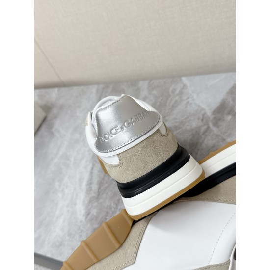 DG Casual Shoes Best Quality
Women 35-41
