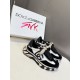 DG Casual Shoes Best Quality
Women 35-41
