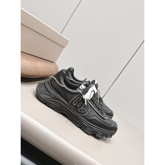 DG Casual Shoes Best Quality
Women 35-41

