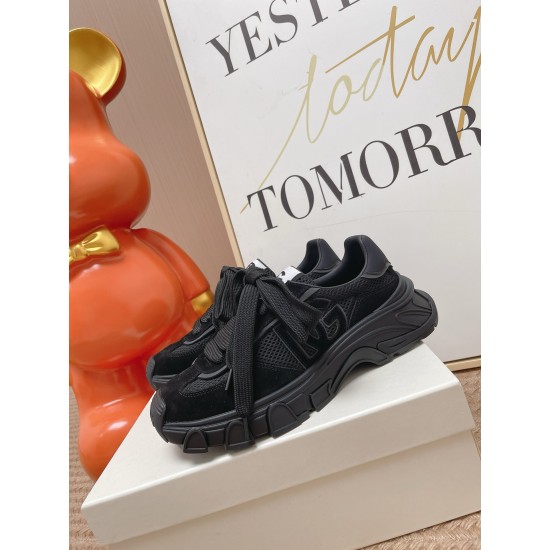 DG Casual Shoes Best Quality
Women 35-41
