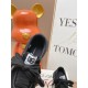 DG Casual Shoes Best Quality
Women 35-41
