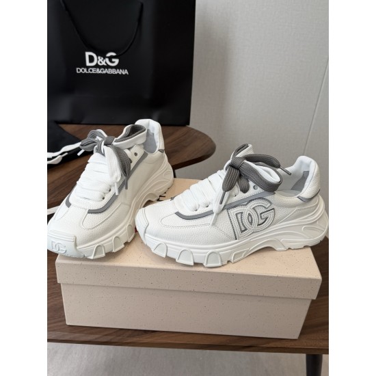 DG Casual Shoes Best Quality
Women 35-41
