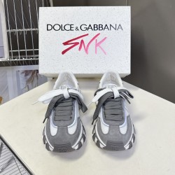 DG Casual Shoes Best Quality
Women 35-41

