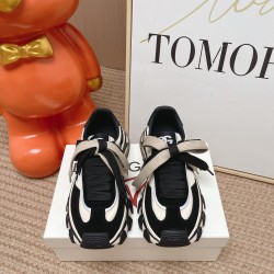 DG Casual Shoes Best Quality
Women 35-41
