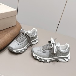 DG Casual Shoes Best Quality
Women 35-41
