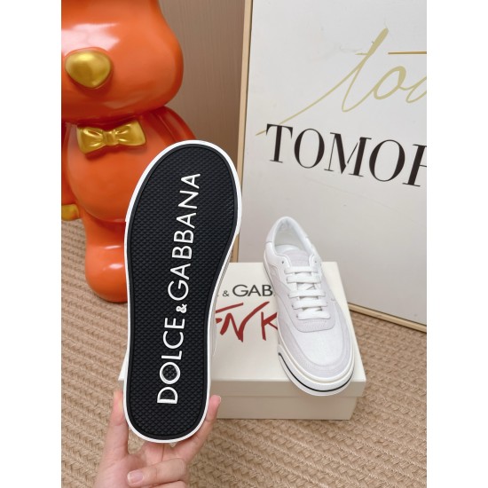 DG Casual Shoes Best Quality
Women 35-41
