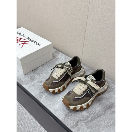 DG Casual Shoes Best Quality
Women 35-41
