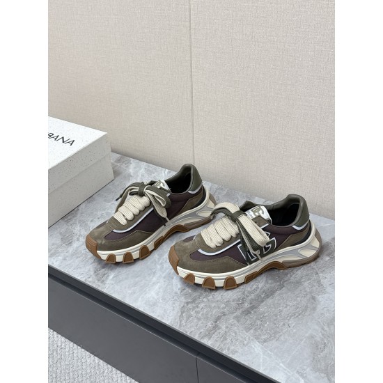 DG Casual Shoes Best Quality
Women 35-41
