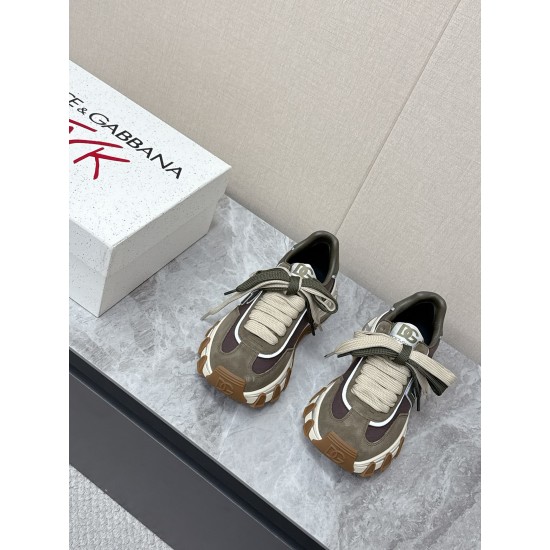 DG Casual Shoes Best Quality
Women 35-41
