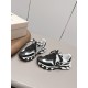 DG Casual Shoes Best Quality
Women 35-41
