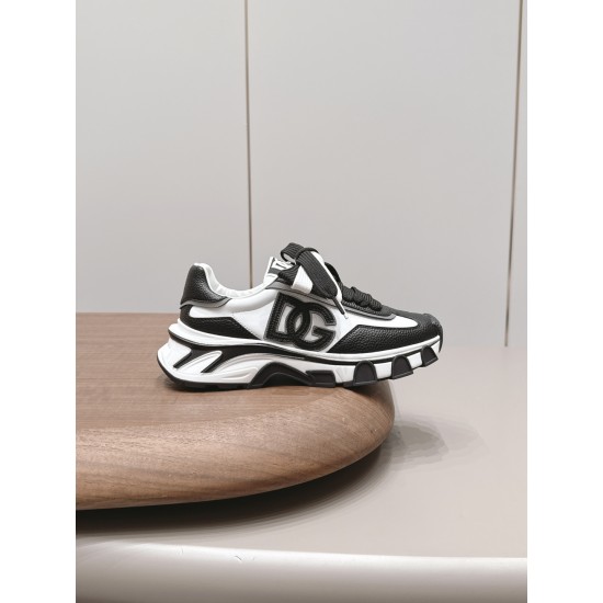 DG Casual Shoes Best Quality
Women 35-41
