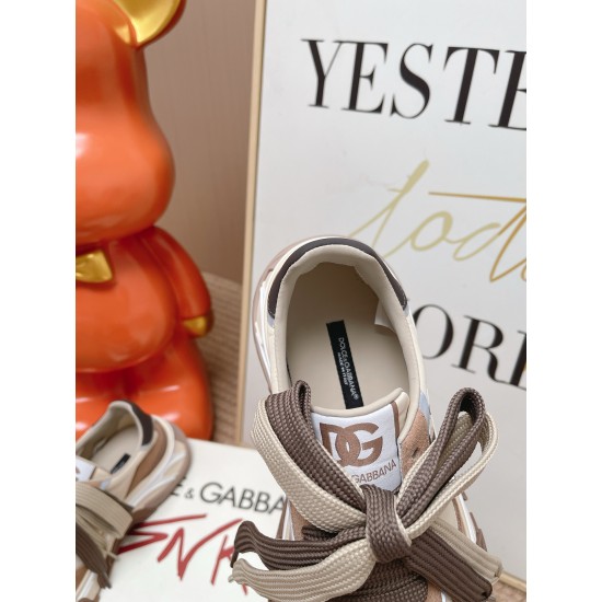 DG Casual Shoes Best Quality
Women 35-41
