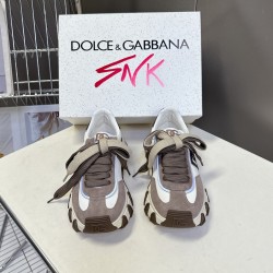 DG Casual Shoes Best Quality
Women 35-41
